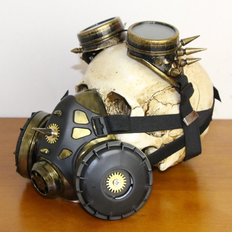 Steampunk Retro Gas Mask and Goggles Set