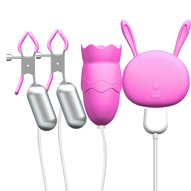 Vibrating Nipple Clamps with Clitoral Vibrator - Rechargeable